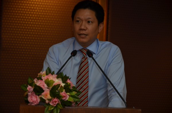s_4831.jpg