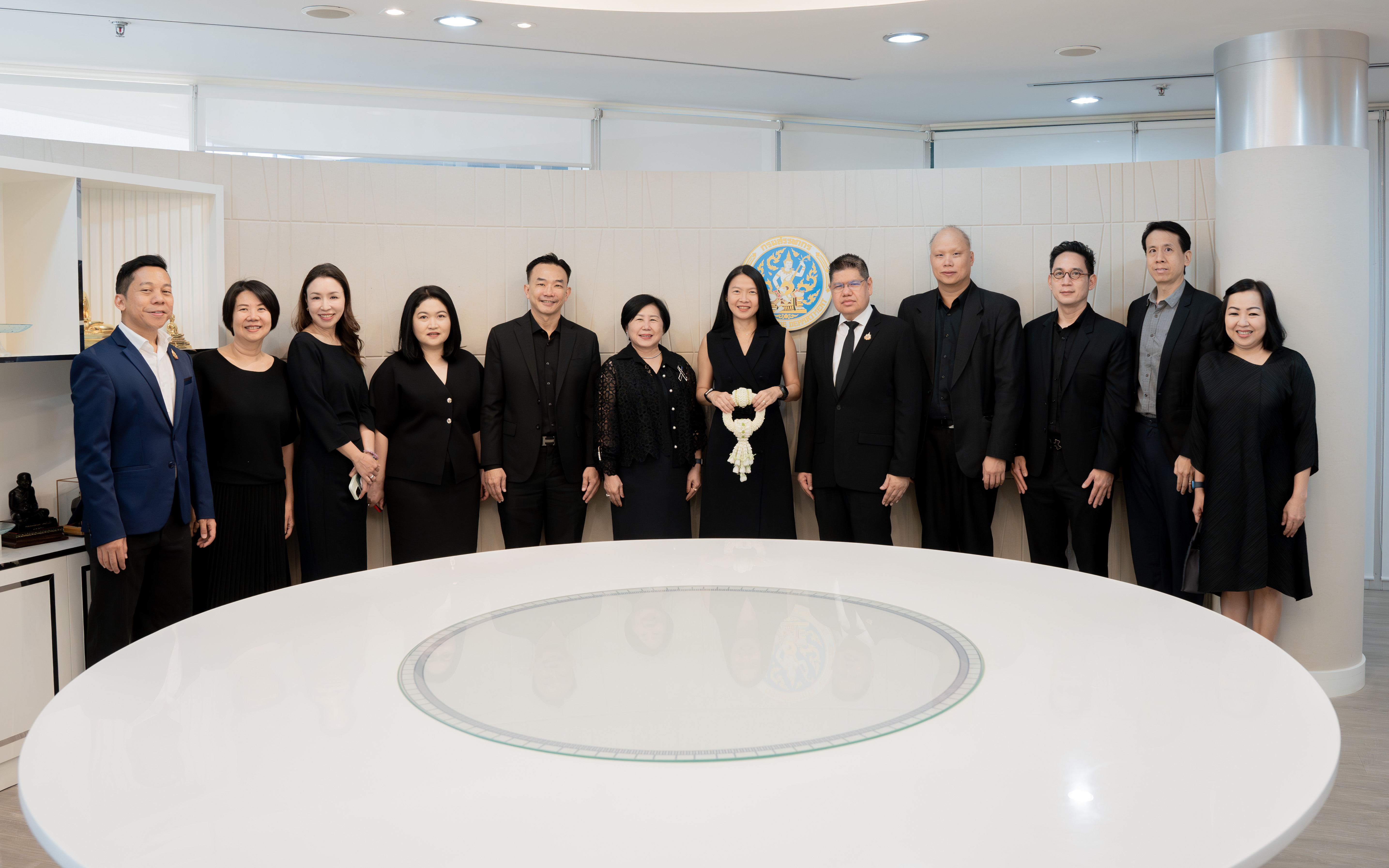 สำนักงานเศรษฐกิจการคลัง ร่วมอวยพรปีใหม่ 2569 อดีตผู้อำนวยการสำนักงานเศรษฐกิจการคลัง...