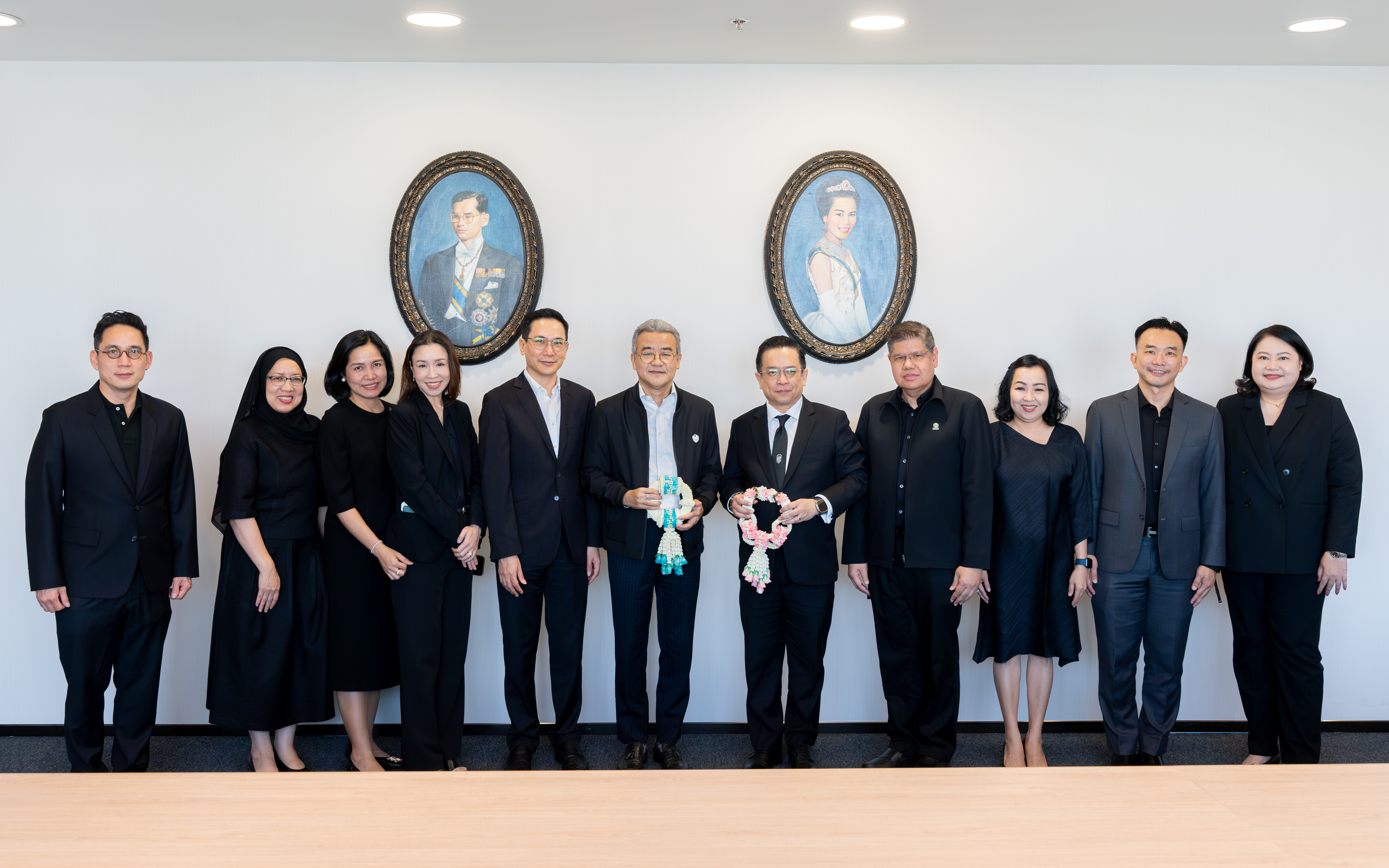 สำนักงานเศรษฐกิจการคลัง ร่วมอวยพรและขอพรปีใหม่ 2569 รองปลัดกระทรวงการคลัง ด้านบริหาร...