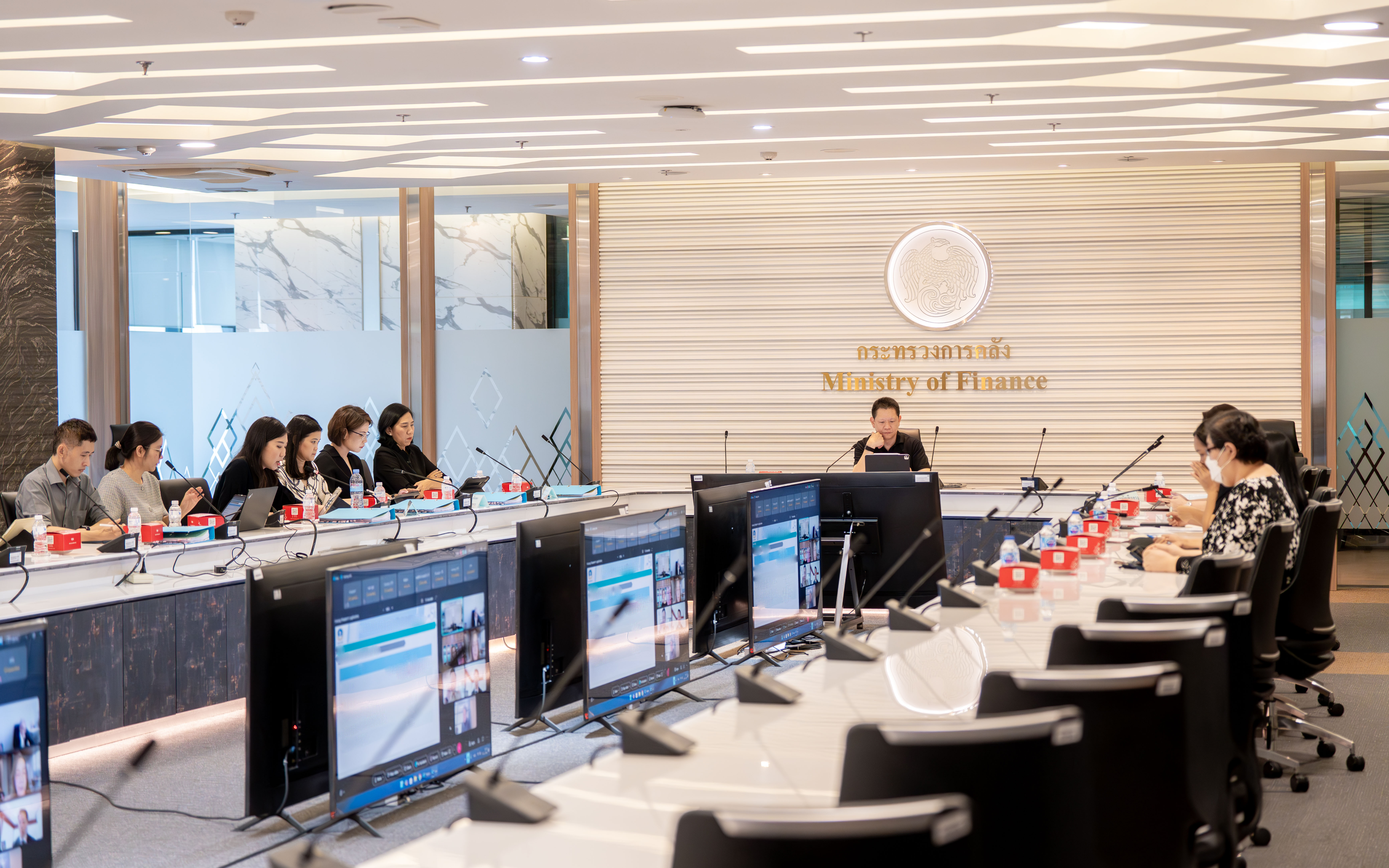 สำนักงานเศรษฐกิจการคลัง (สศค.) เข้าร่วมการประชุมคณะกรรมการกองทุนพัฒนาระบบสถาบันการเง...