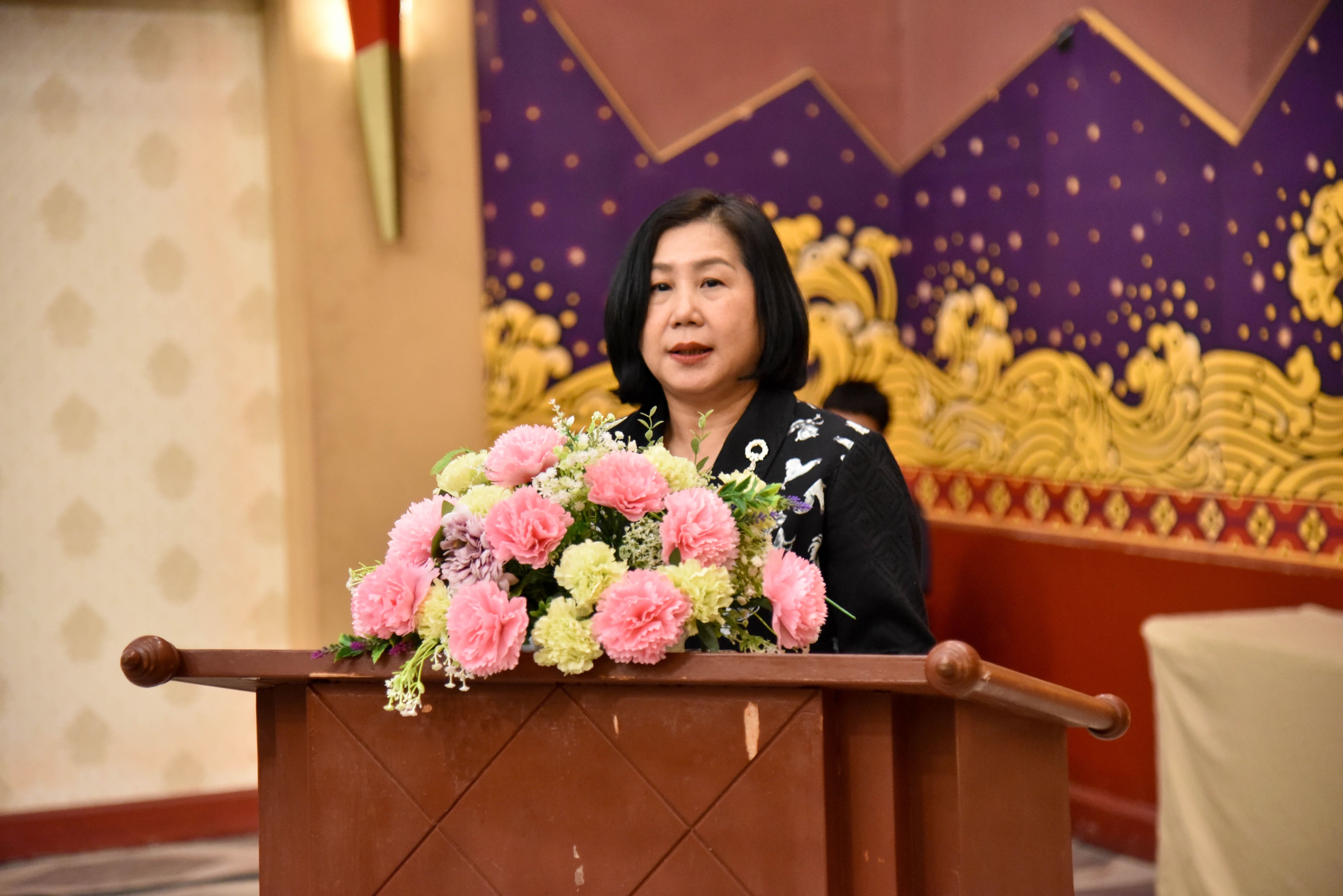 นางสาวสุมาลี สถิตชัยเจริญ รองผู้อำนวยการสำนักงานเศรษฐกิจการคลัง (สศค.) เป็นประธานกล...