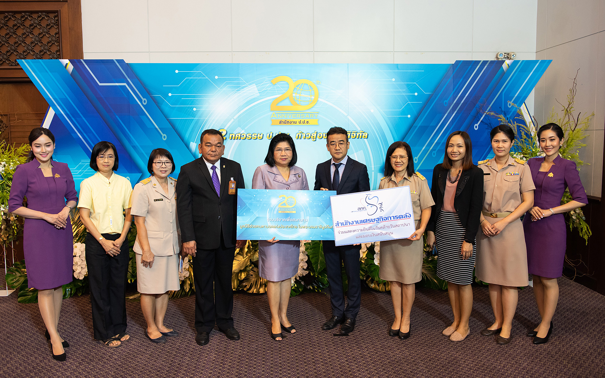 DSC_2049-(1).jpg