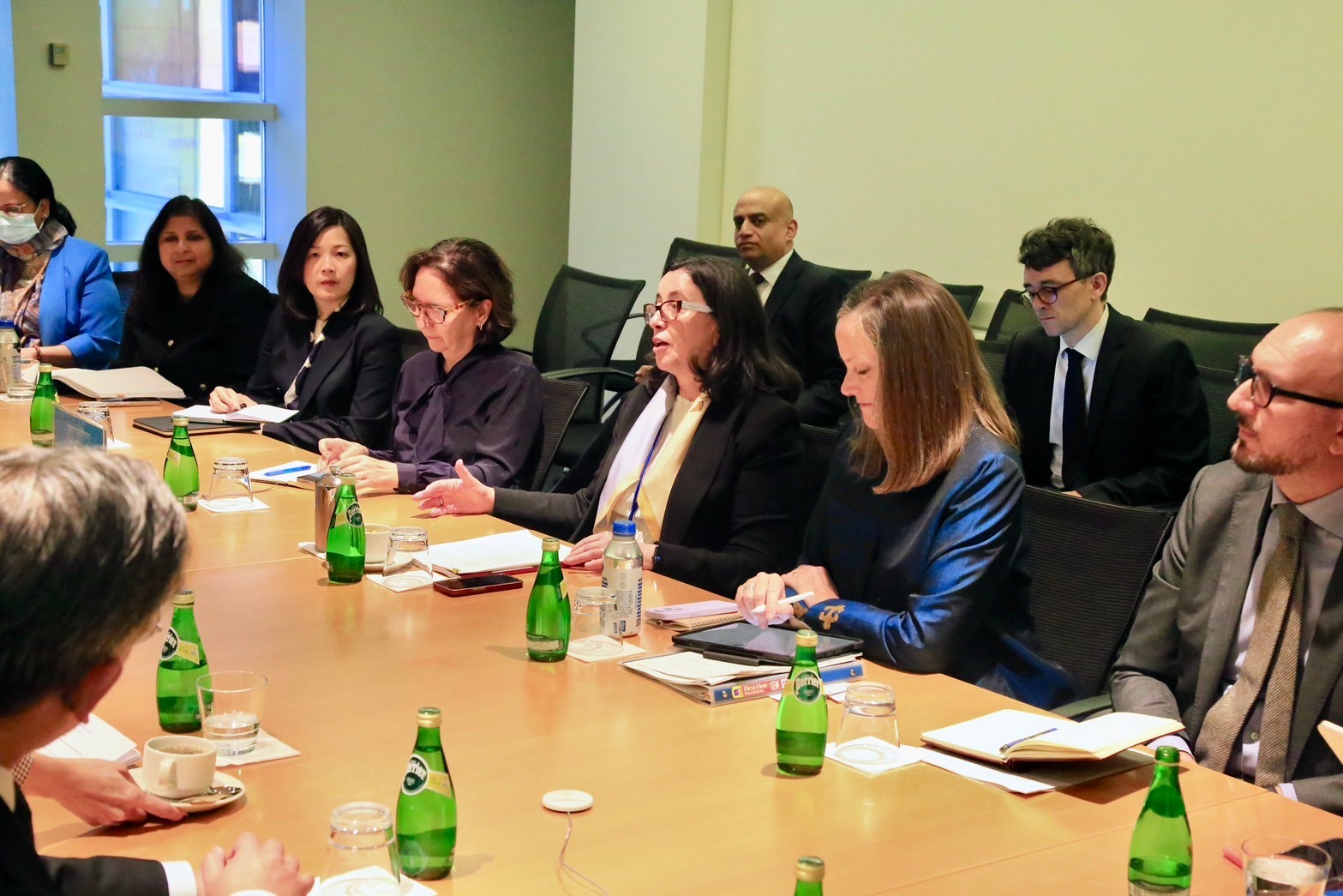 LINE_ALBUM_Bilateral-with-WB-Vice-President_241023_2_0.jpg