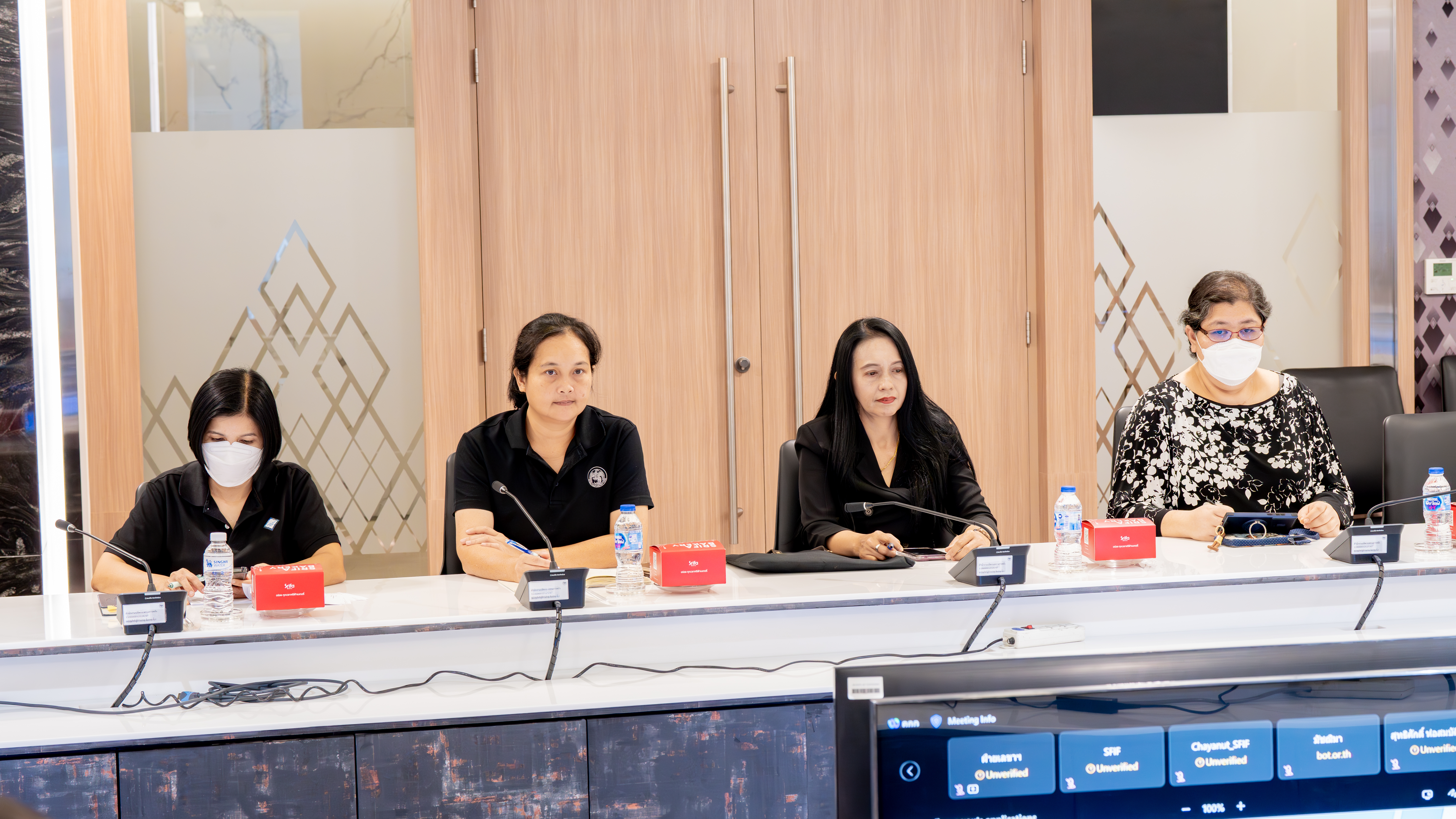 08.jpg
