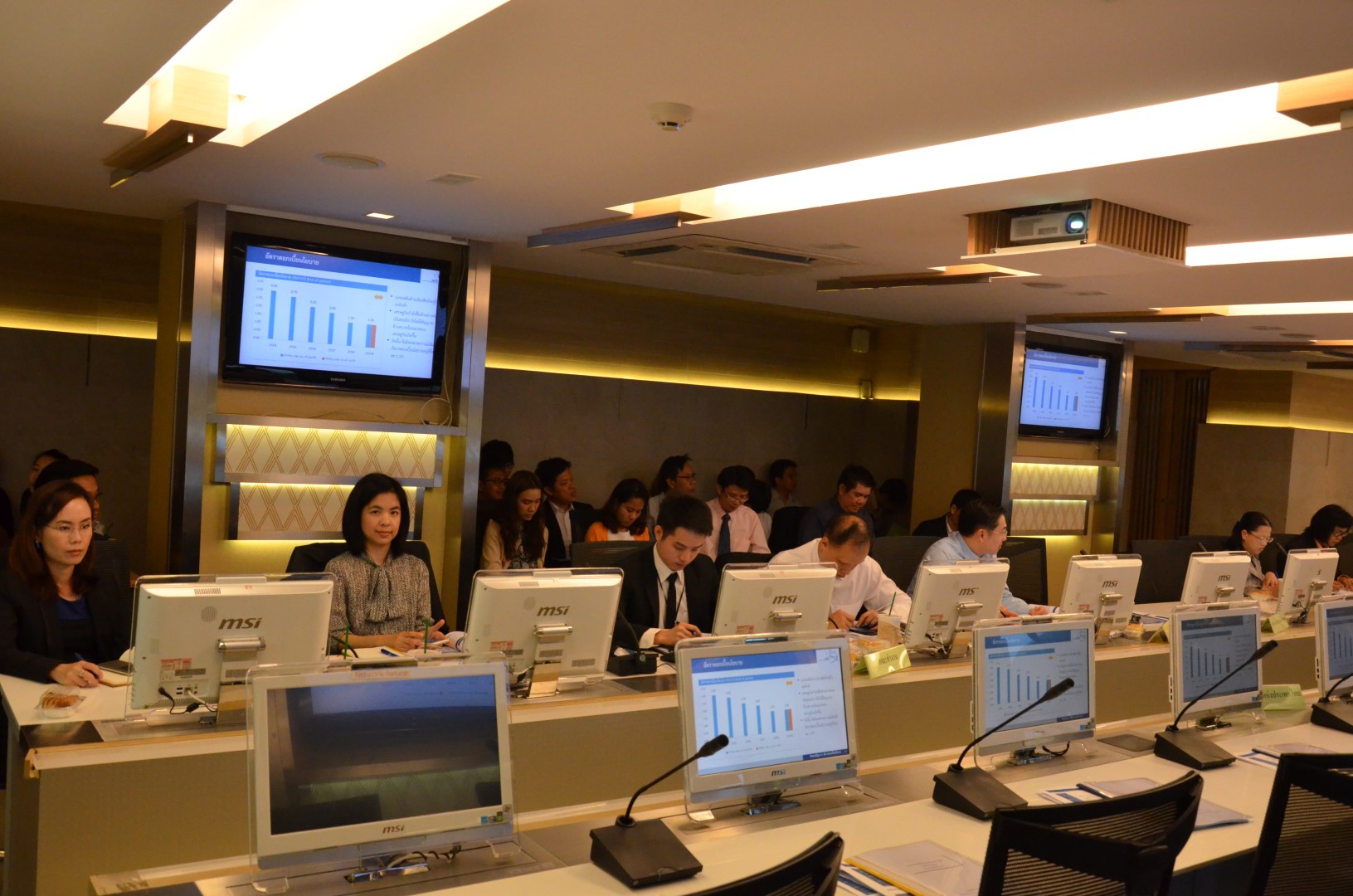DSC_1057-(Large).JPG