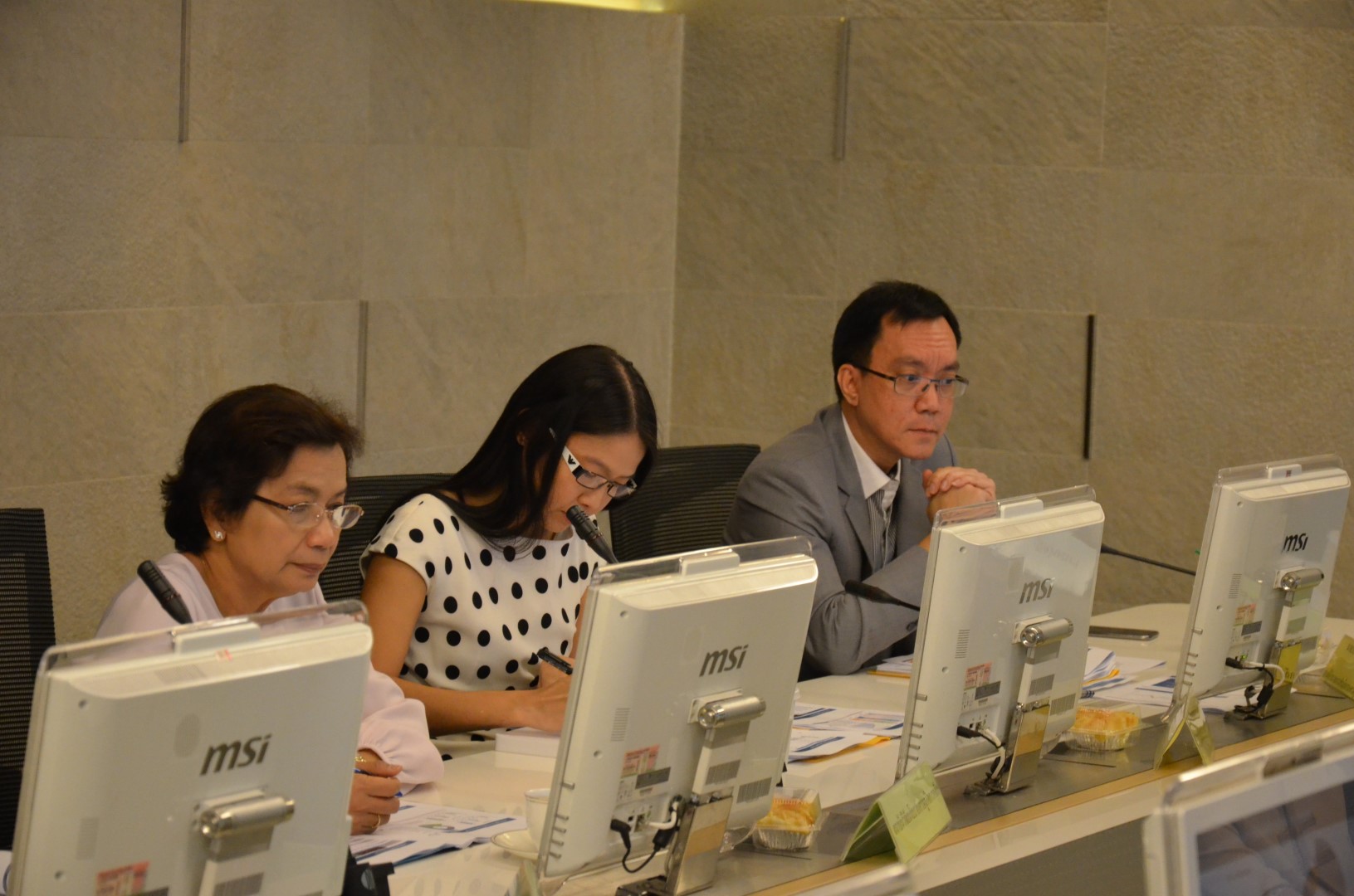 DSC_1062-(Large).JPG