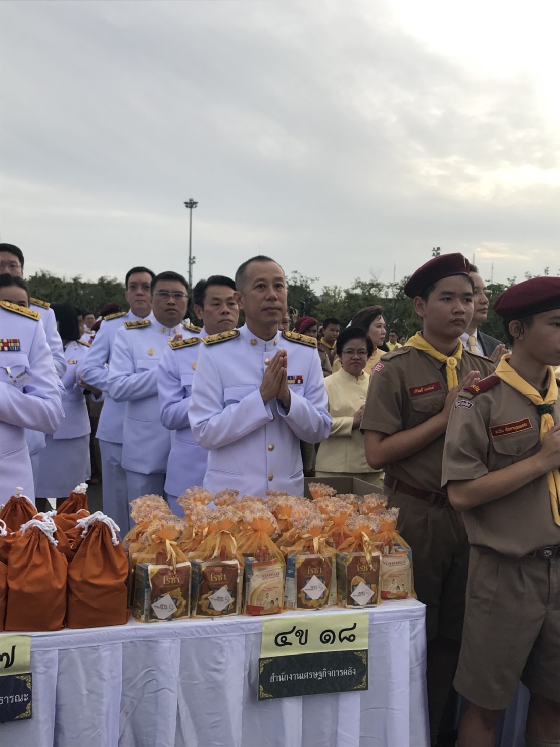 3ใสบาตร-วันที่-27-ก-ค_180728_0003.jpg