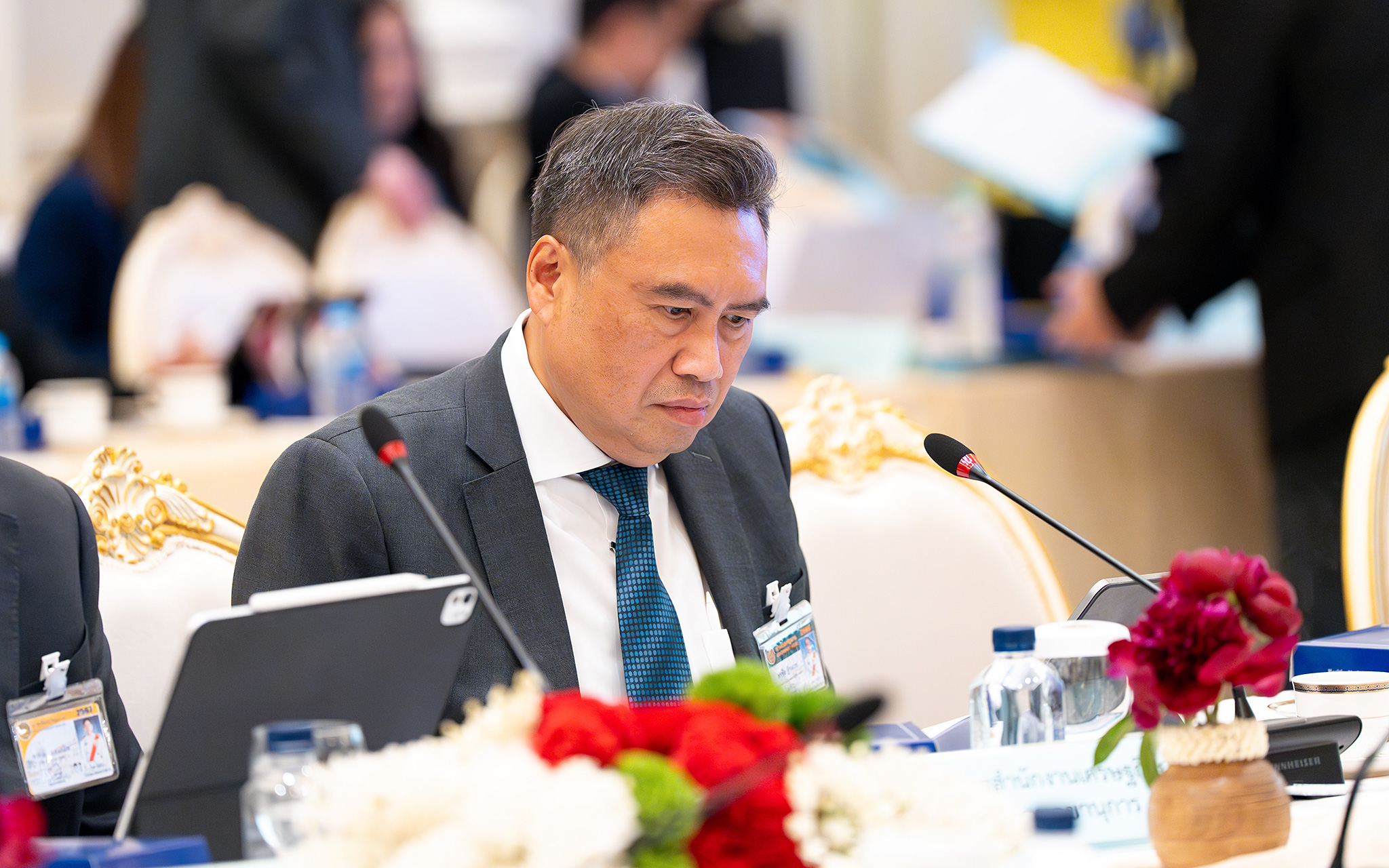 นายพรชัย ฐีระเวช ผู้อำนวยการสำนักงานเศรษฐกิจการคลัง เข้าร่วมการประช...